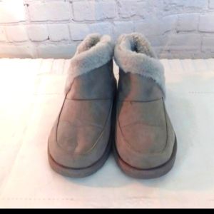 Maurices Gray & Fleece Lined  Womans Comfort Ankle Boots New 8M